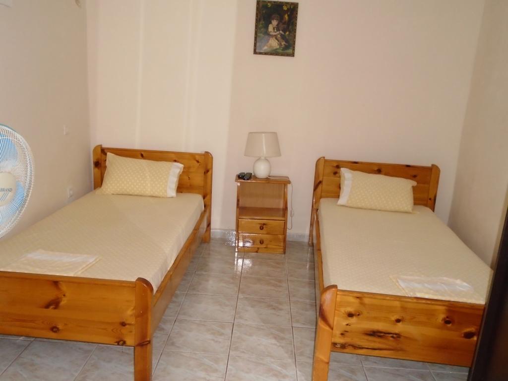 Giota & Antonia Apartments Koróni Pokoj fotografie